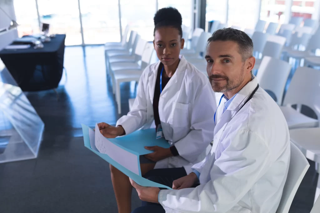How U.S. Clinical Rotations Give Caribbean Medical Students an Edge 2 Caribbean Medical